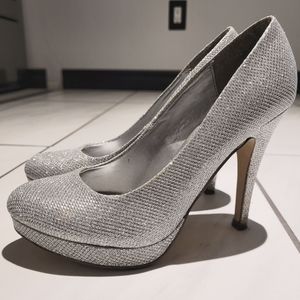 Silver High heels 7 US size